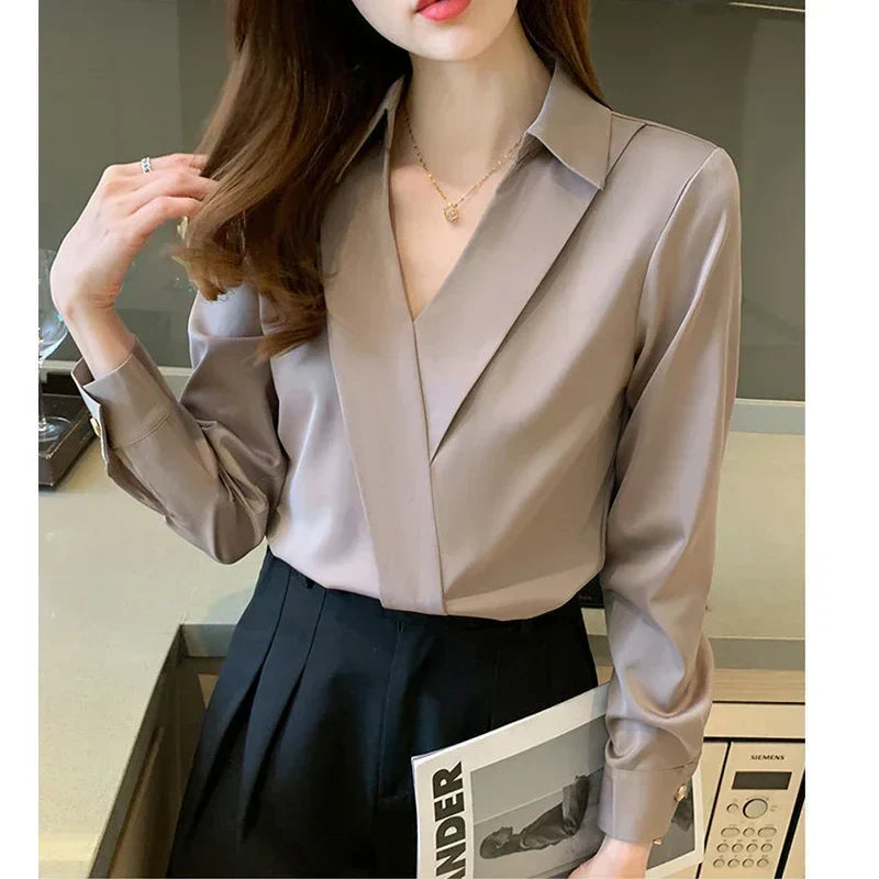 Şık Chiffon Gömlek - Uzun Kollu Ofis Kadını ve Her Duruma Uygun Bluz