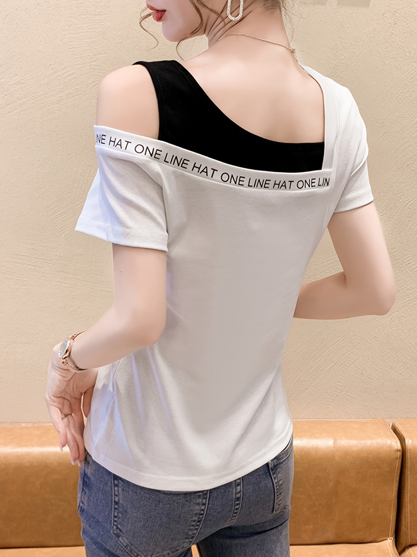 Yaz Kadın Omuz Dekolteli Puantiyeli Slim Fit Tişört